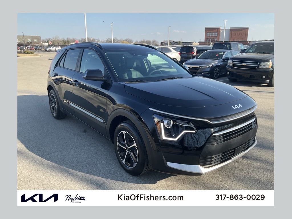 Certified 2025 Kia Niro EX