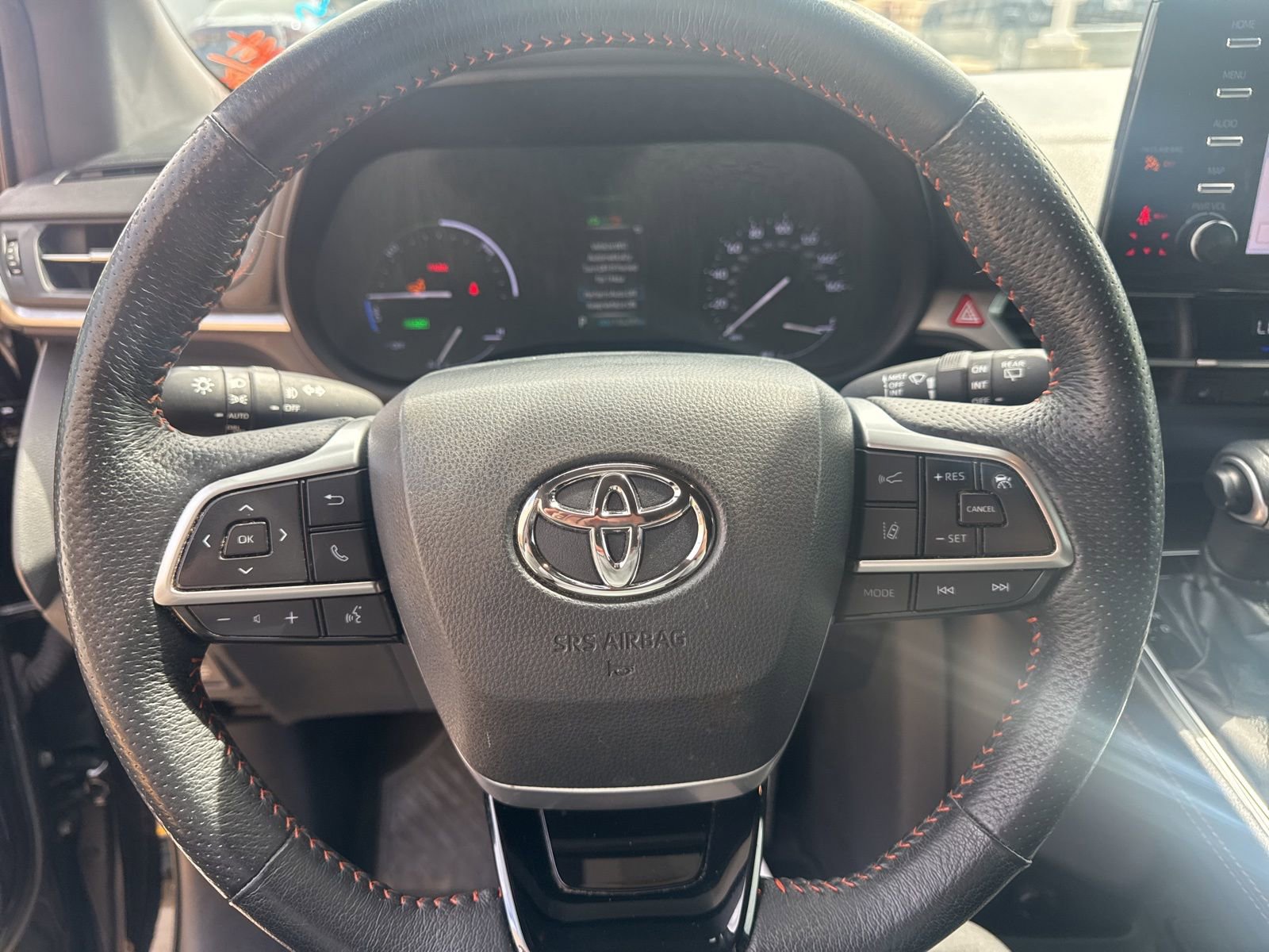 Used 2021 Toyota Sienna XSE image 14