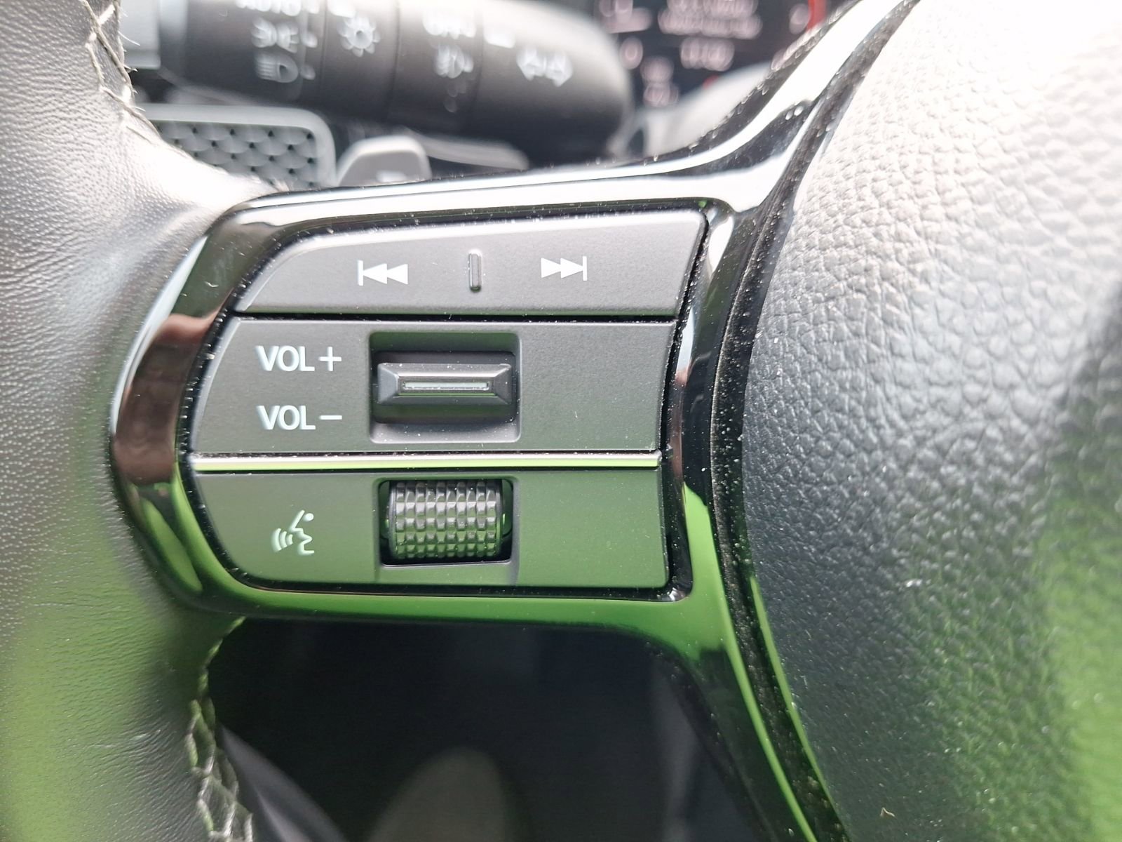 Used 2024 Honda Civic Touring image 22