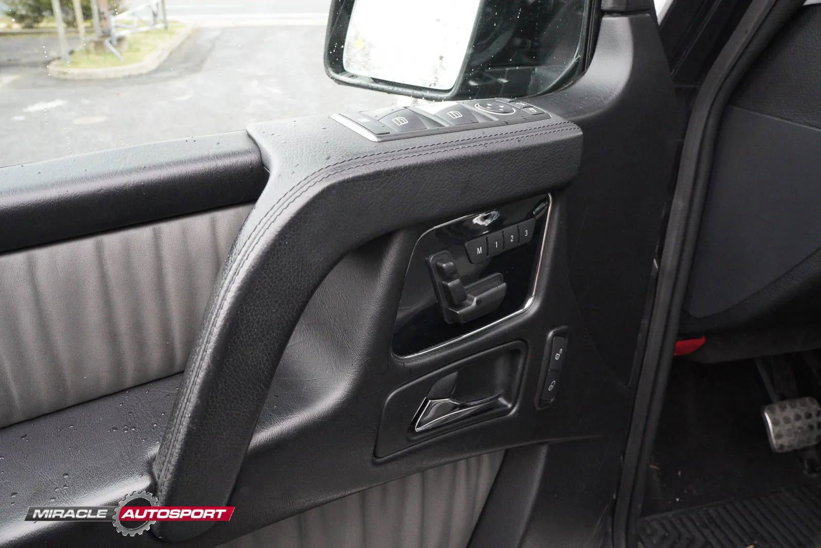 Used 2014 Mercedes-Benz G 550 image 16