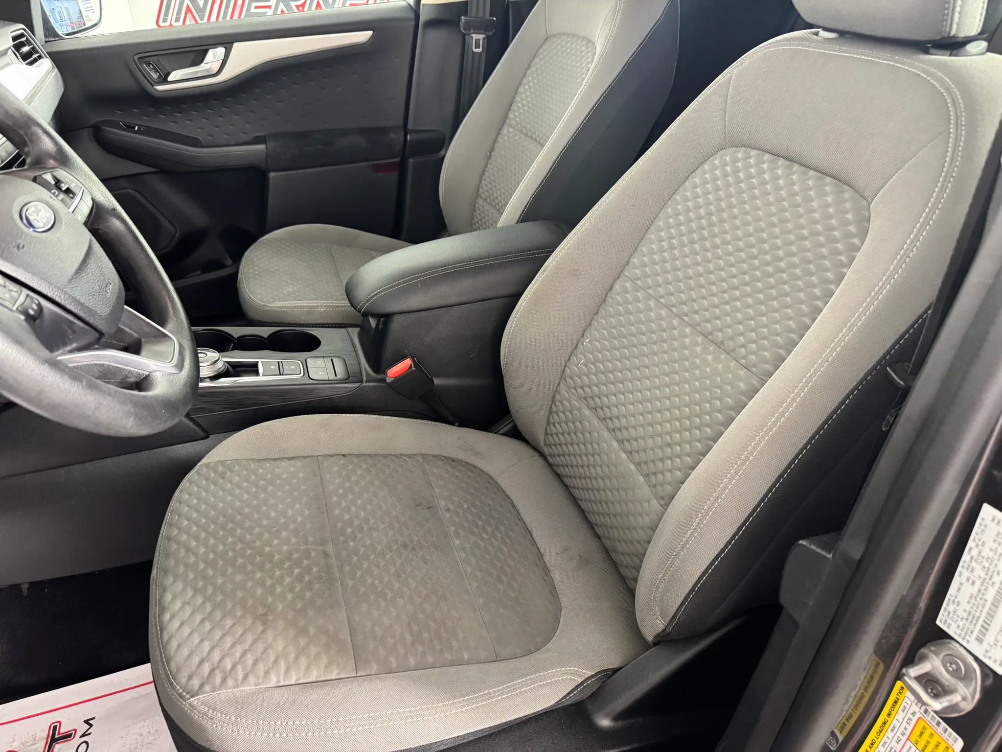 Used 2020 Ford Escape SE AWD/4WD image 31