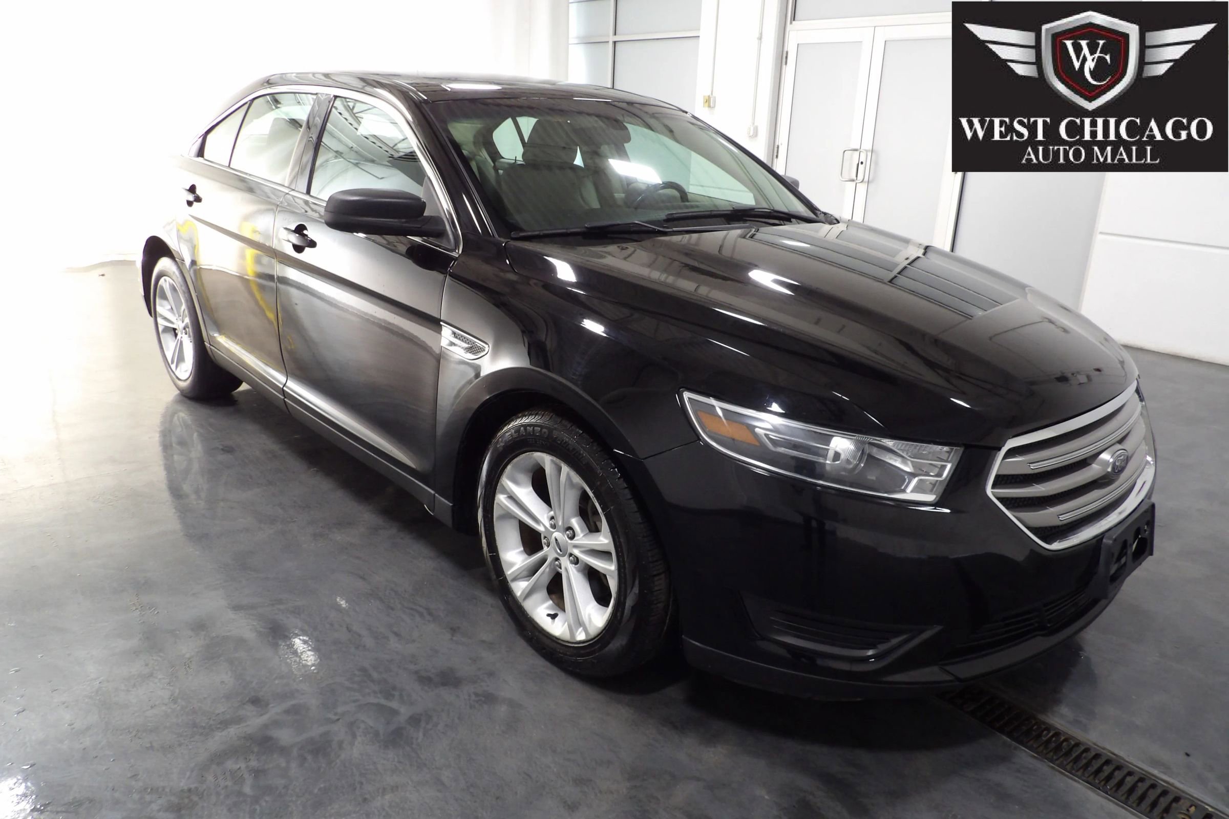 Used 2017 Ford Taurus SE