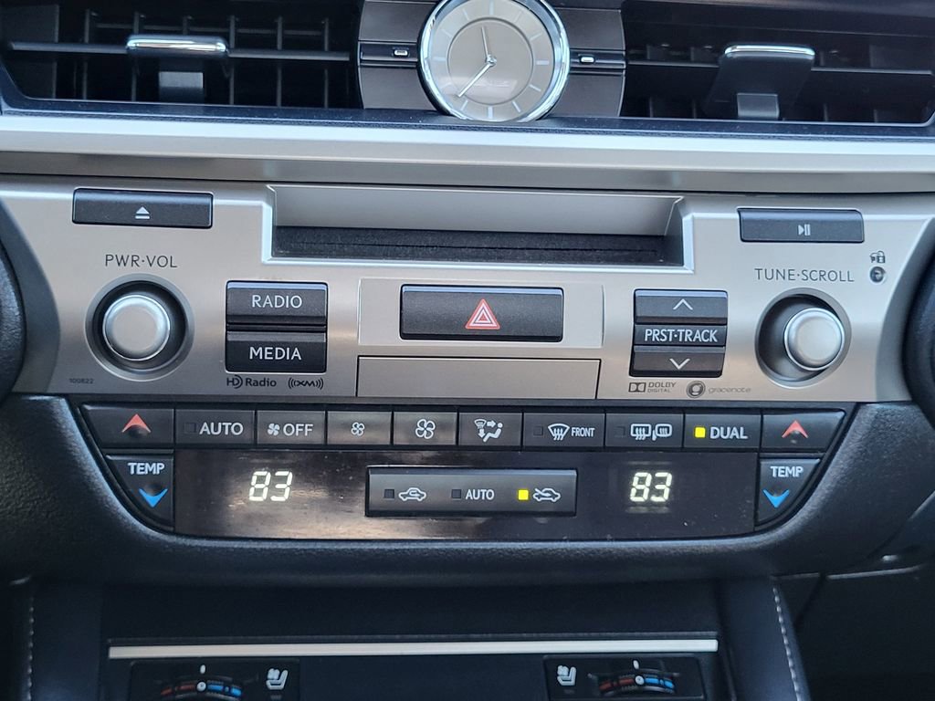 Used 2018 Lexus ES 350 w/ Navigation System Package image 23
