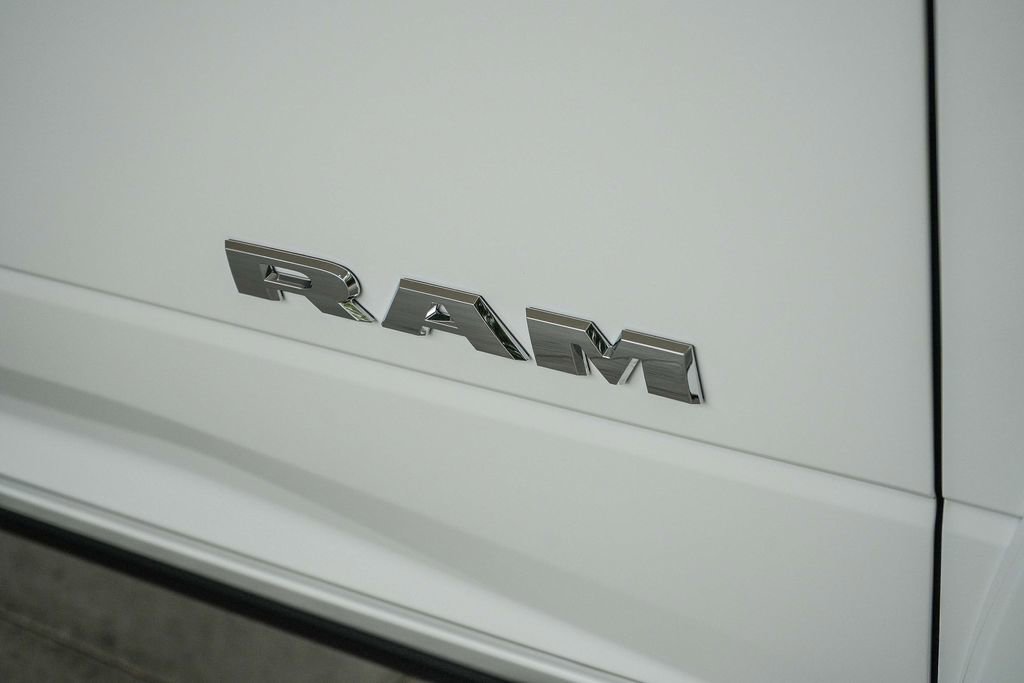 New 2026 RAM 2500 Limited image 12