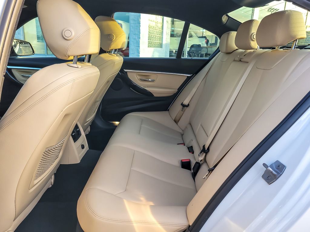 Used 2017 BMW 330i Sedan image 10