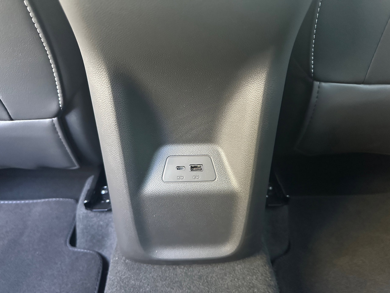 Used 2025 Buick Envision Sport Touring image 39