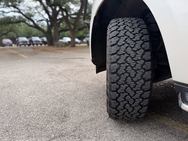 Used 2018 Ford Expedition XLT w/ Equipment Group 202A RWD image 7