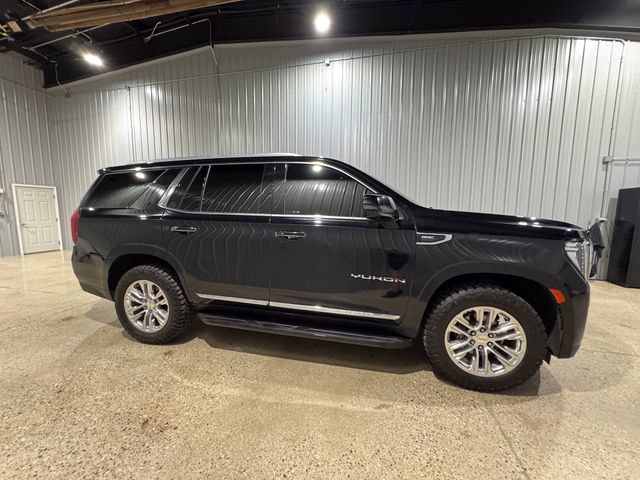 Used 2021 GMC Yukon SLT w/ SLT Premium Package AWD/4WD image 5
