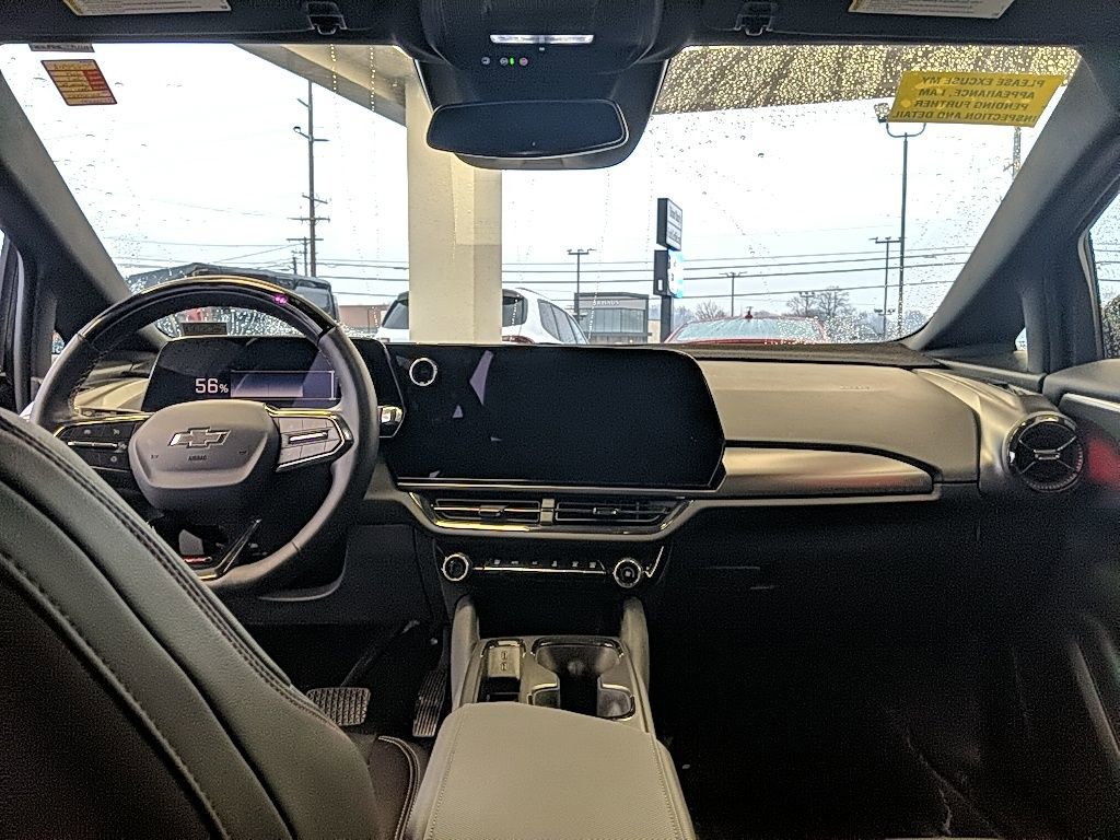 Used 2024 Chevrolet Equinox EV RS image 14