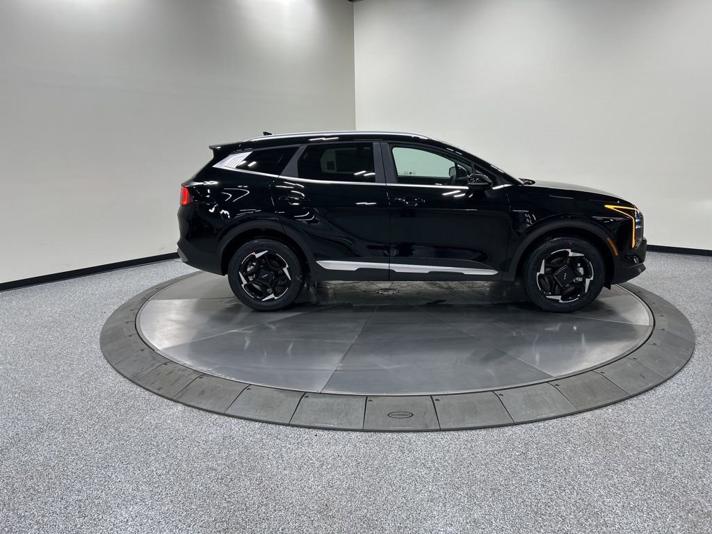 New 2026 Kia Sportage EX image 4
