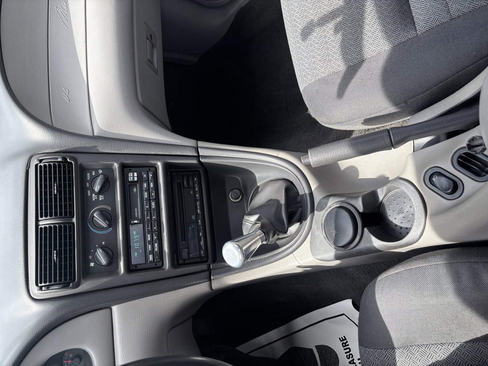 Used 1999 Ford Mustang GT RWD image 14