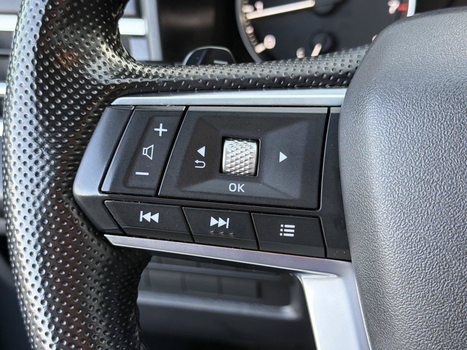 Used 2024 Mitsubishi Outlander SE AWD/4WD image 26