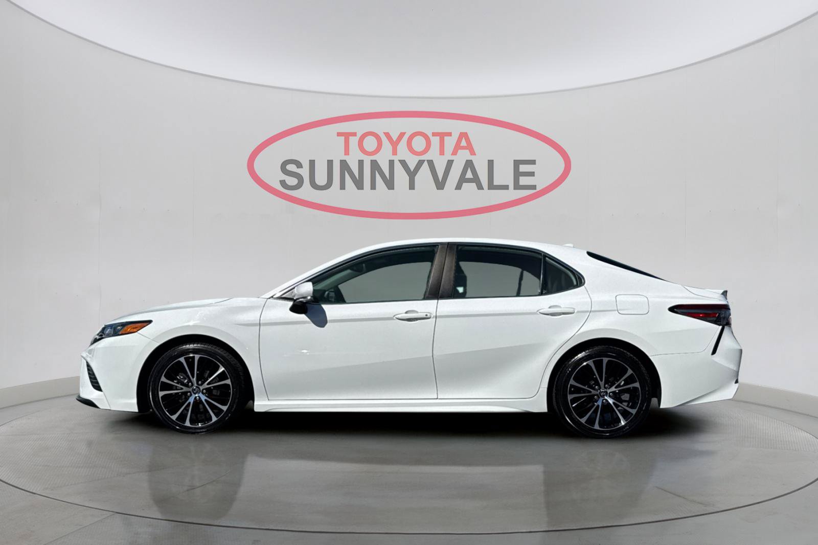 Certified 2019 Toyota Camry SE w/ Convenience Package FWD image 7