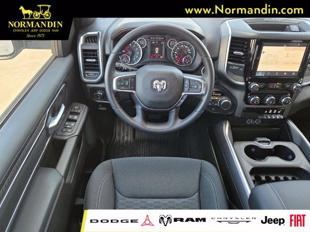 New 2026 RAM 1500 Big Horn AWD/4WD image 6
