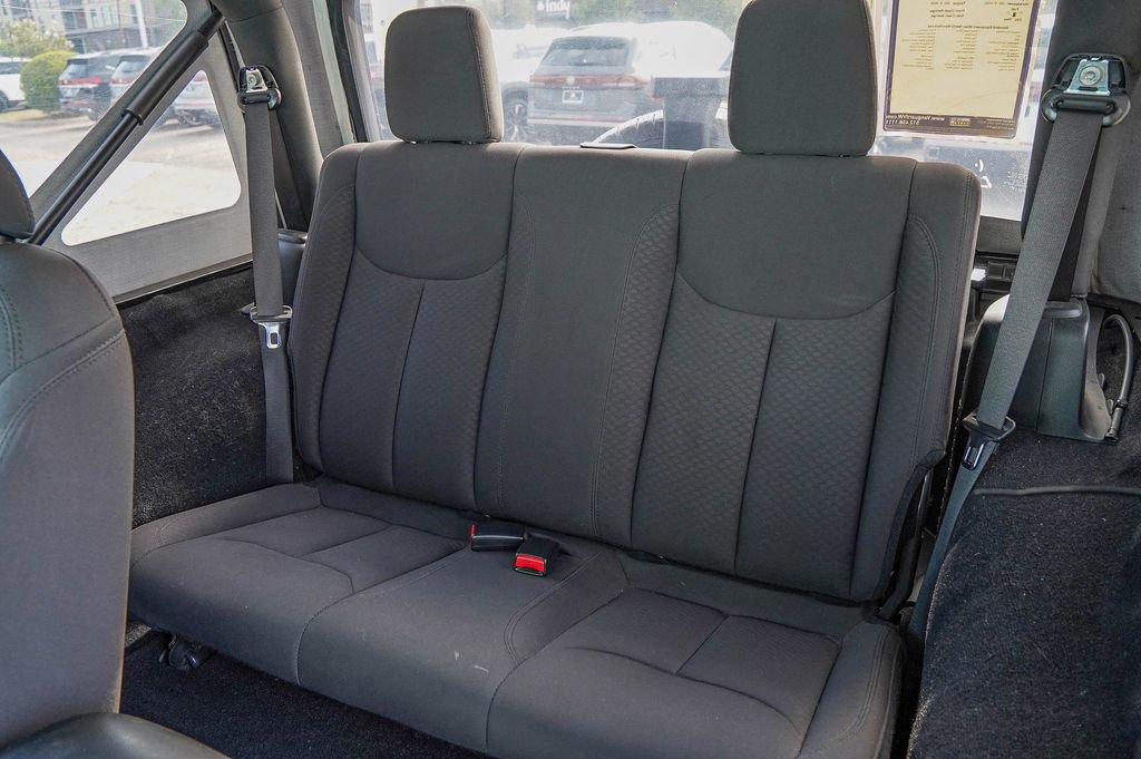 Used 2018 Jeep Wrangler Sport image 34