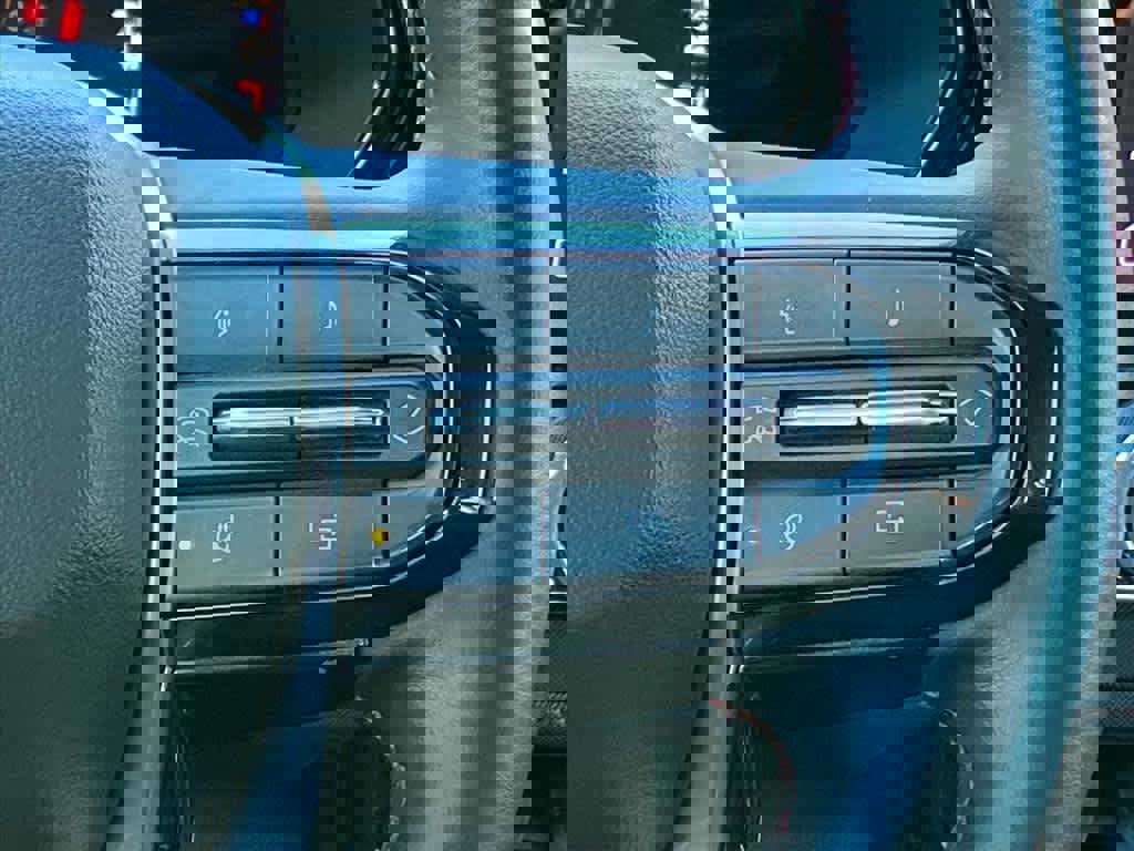 Used 2023 Chevrolet Colorado Z71 w/ Z71 Convenience Package 2 image 10