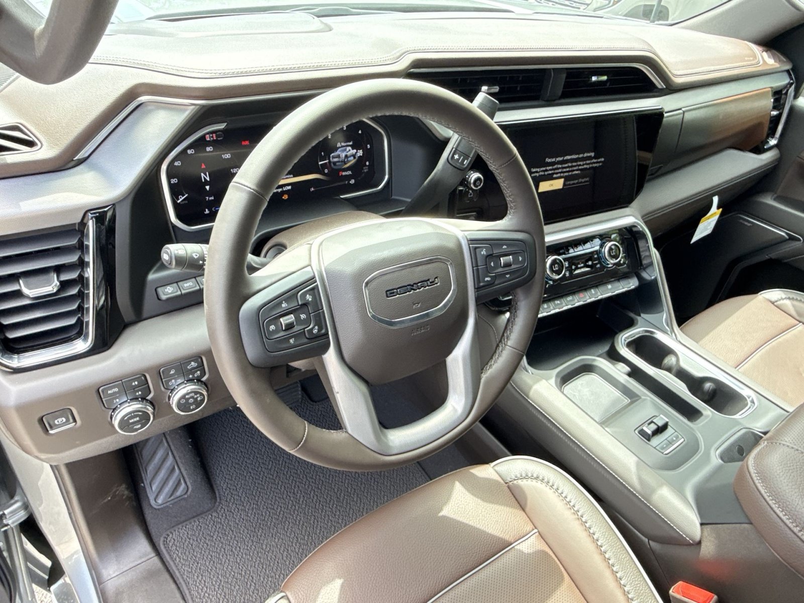 New 2026 GMC Sierra 3500 Denali w/ Denali Reserve Package AWD/4WD image 16