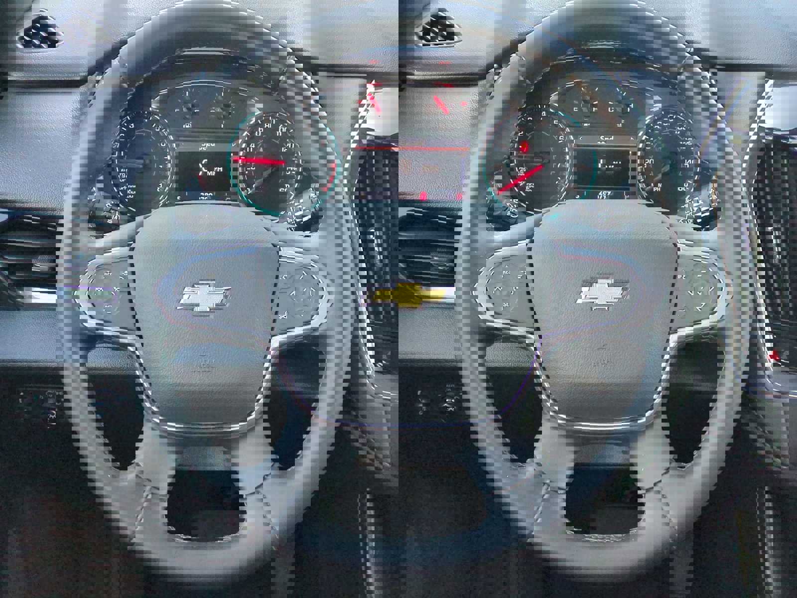 Used 2023 Chevrolet Traverse LT image 14