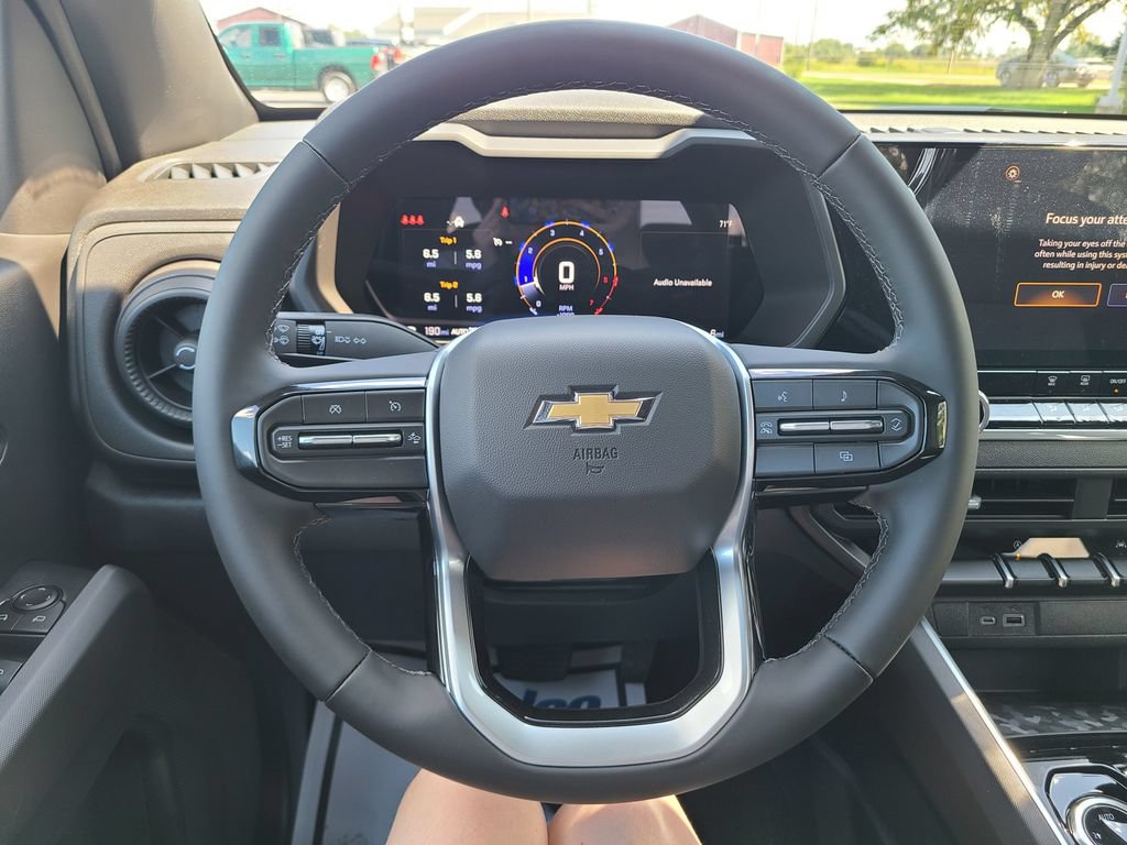 New 2026 Chevrolet Colorado W/T w/ WT Custom Package AWD/4WD image 17