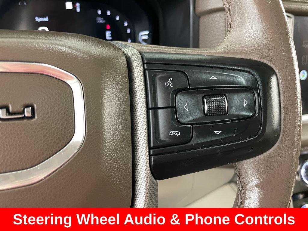 Used 2022 GMC Yukon XL Denali w/ Denali Premium Package AWD/4WD image 35