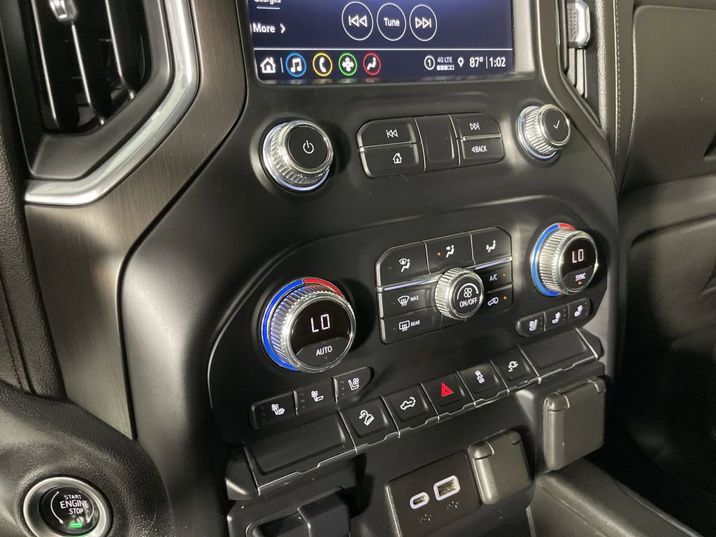 Used 2022 GMC Sierra 2500 AT4 image 17