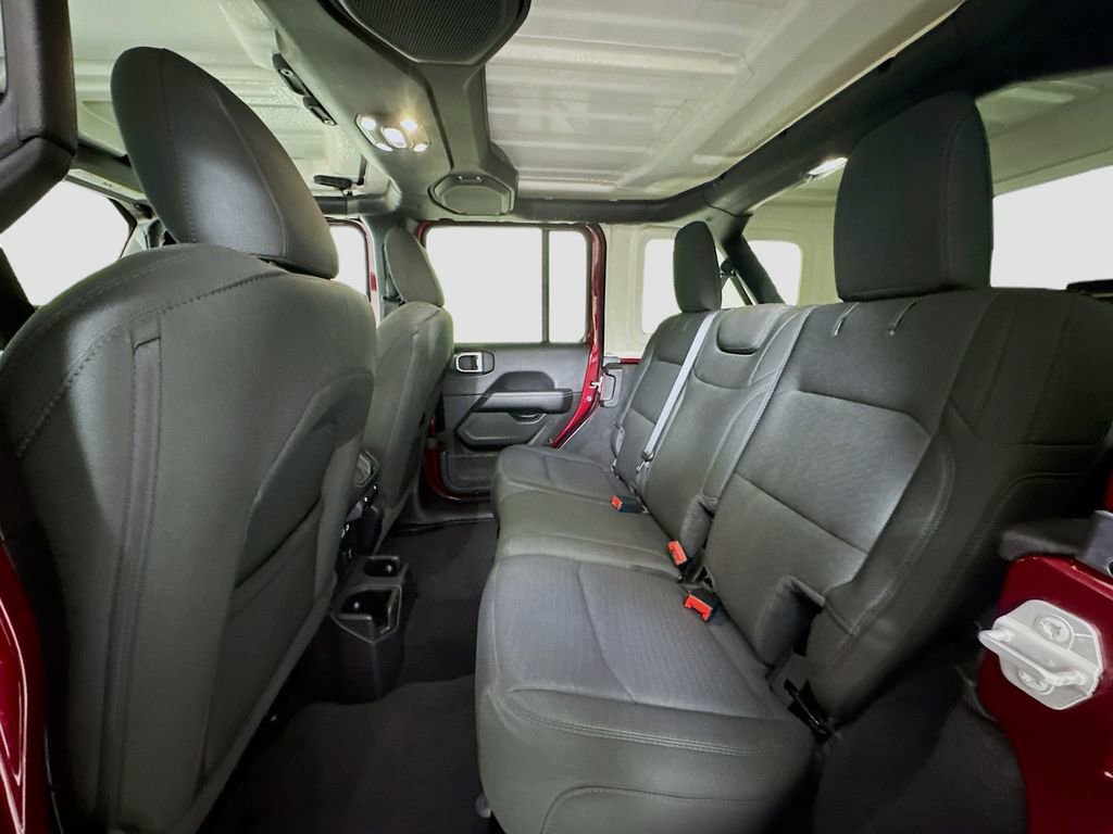 Used 2021 Jeep Wrangler Unlimited Sahara w/ Uconnect 4C Nav & Sound Group image 19