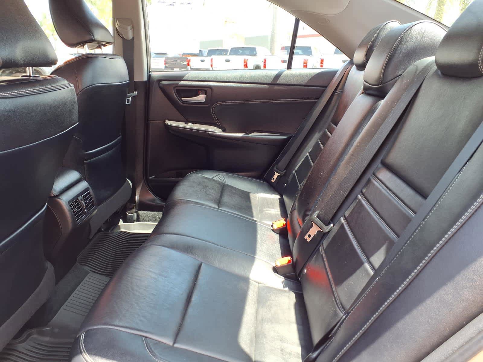 Used 2017 Toyota Camry XLE w/ Convenience Package FWD image 20
