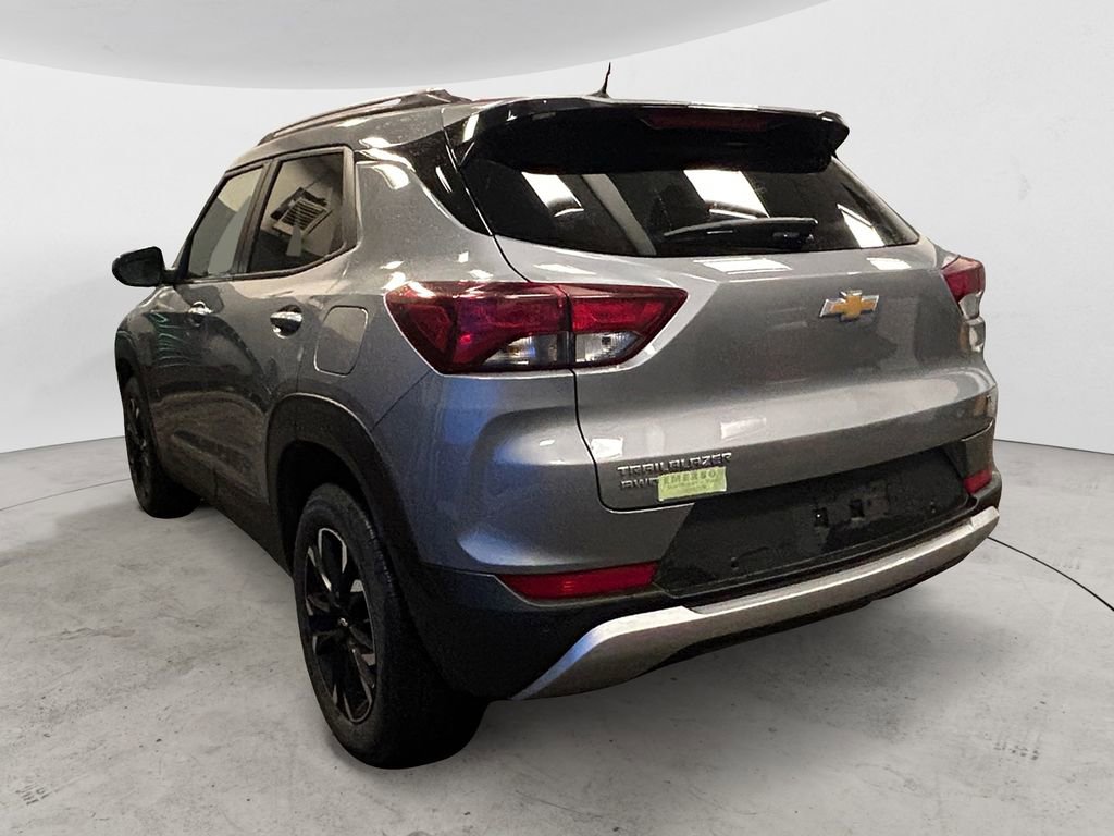 Used 2023 Chevrolet TrailBlazer LT w/ Convenience Package image 3