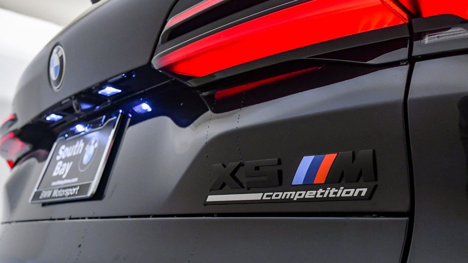 New 2026 BMW X5 M Competition w/ Executive Package image 17