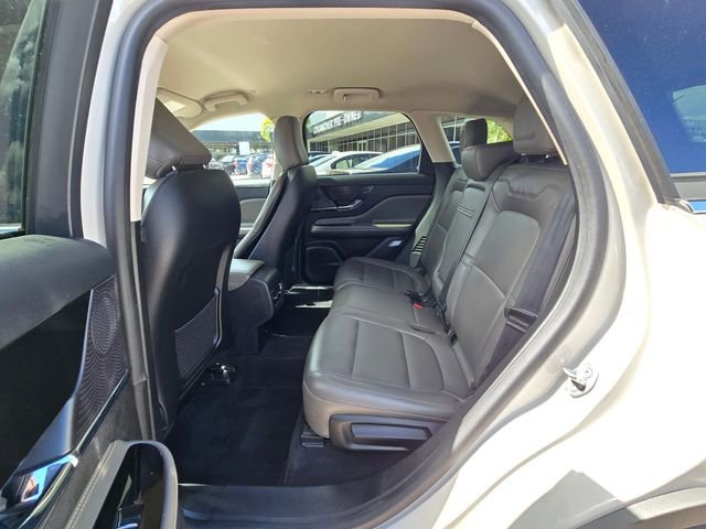 Used 2023 Lincoln Corsair FWD w/ Towing Package image 15