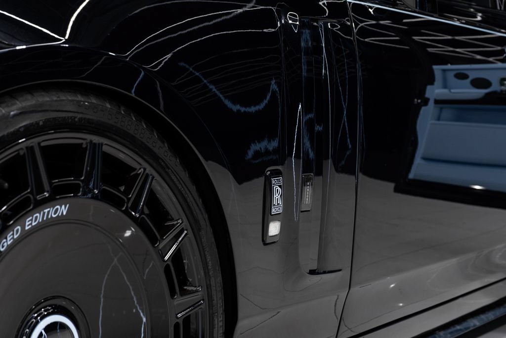 Used 2026 Rolls-Royce Phantom Sedan RWD image 40