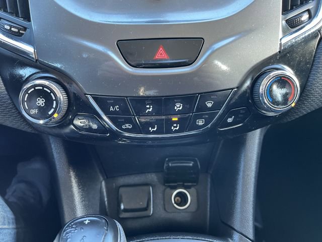 Used 2017 Chevrolet Cruze LT w/ Convenience Package image 18