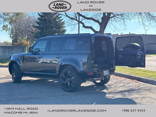 Used 2026 Land Rover Defender 110 X-Dynamic SE AWD/4WD image 25
