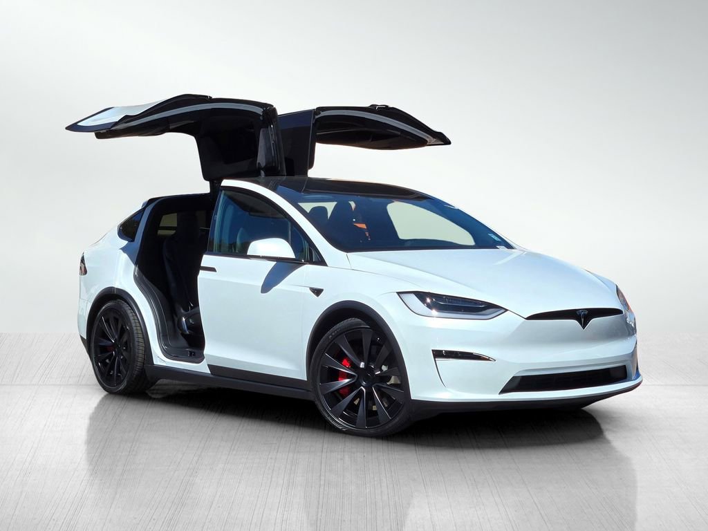 Used 2023 Tesla Model X Plaid image 2
