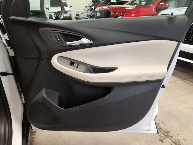 Certified 2024 Buick Encore GX Preferred image 32