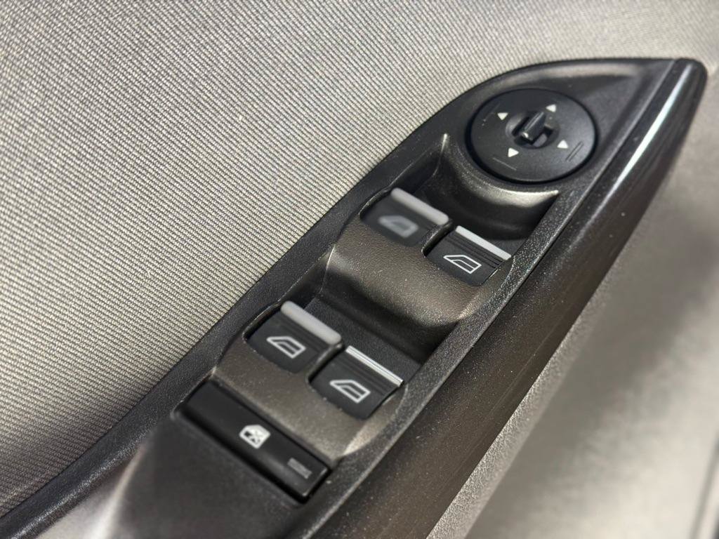 Used 2018 Ford Focus Titanium FWD image 21