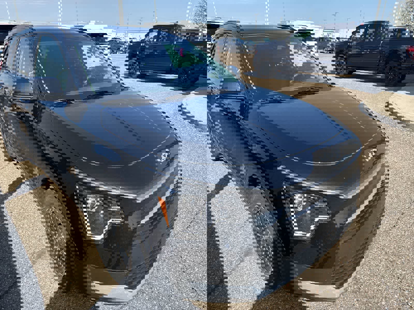 Used 2023 Kia Niro EX image 27