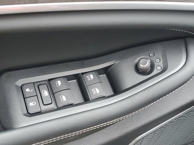 New 2026 Jeep Grand Cherokee Limited AWD/4WD image 17