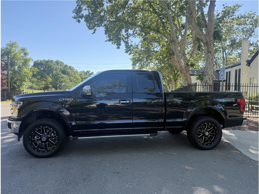 Used 2018 Ford F150 Lariat AWD/4WD image 4