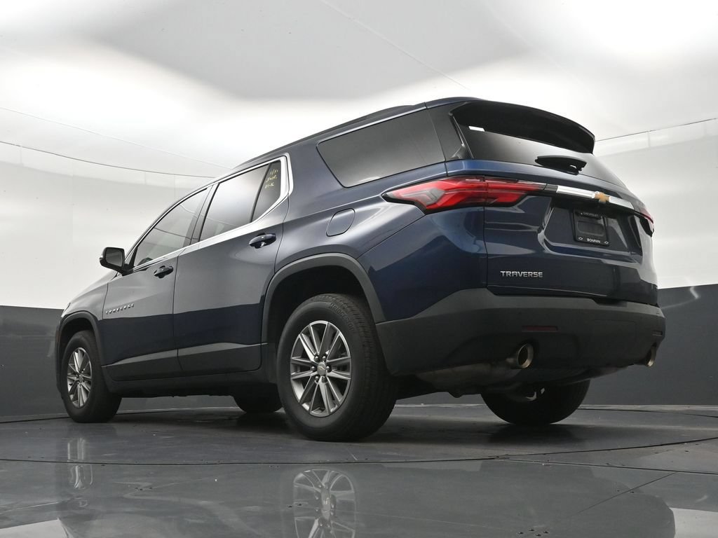 Used 2023 Chevrolet Traverse LT FWD image 26