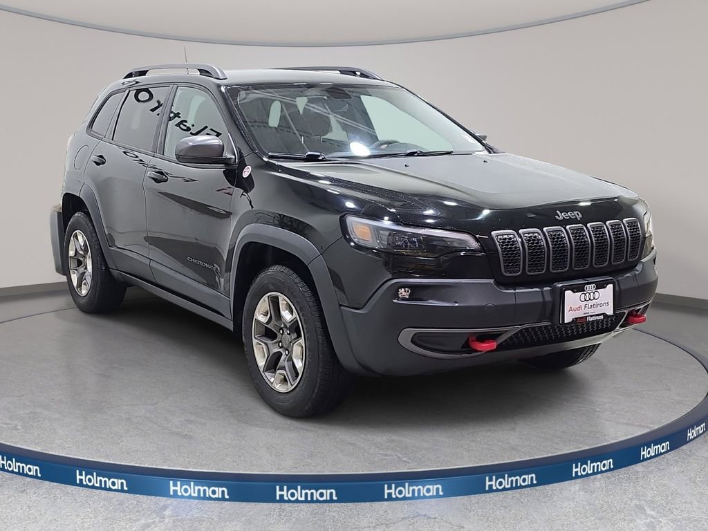 Used 2019 Jeep Cherokee Trailhawk w/ Cold Weather Group image 4