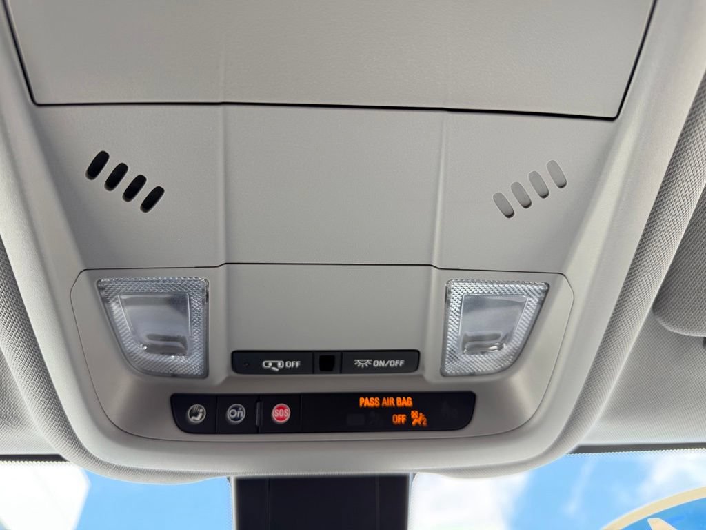 Certified 2024 GMC Terrain SLE w/ Driver Convenience Package FWD image 32