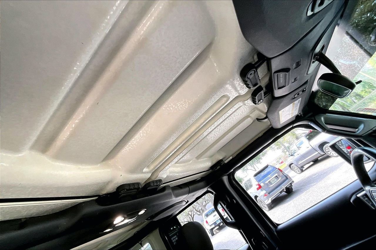 Used 2021 Jeep Wrangler Unlimited Sport image 22