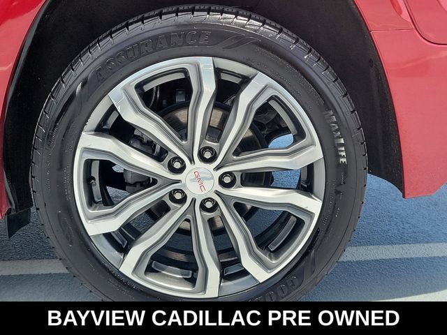 Used 2019 GMC Terrain Denali w/ Advanced Safety Package AWD/4WD image 14