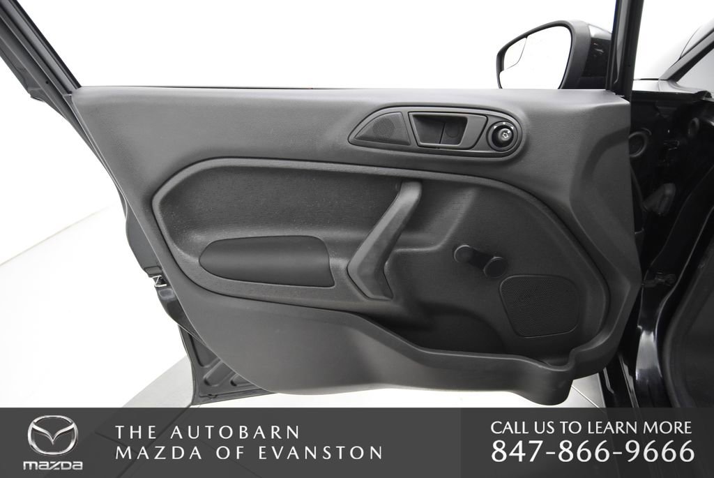 Used 2015 Ford Fiesta S image 29