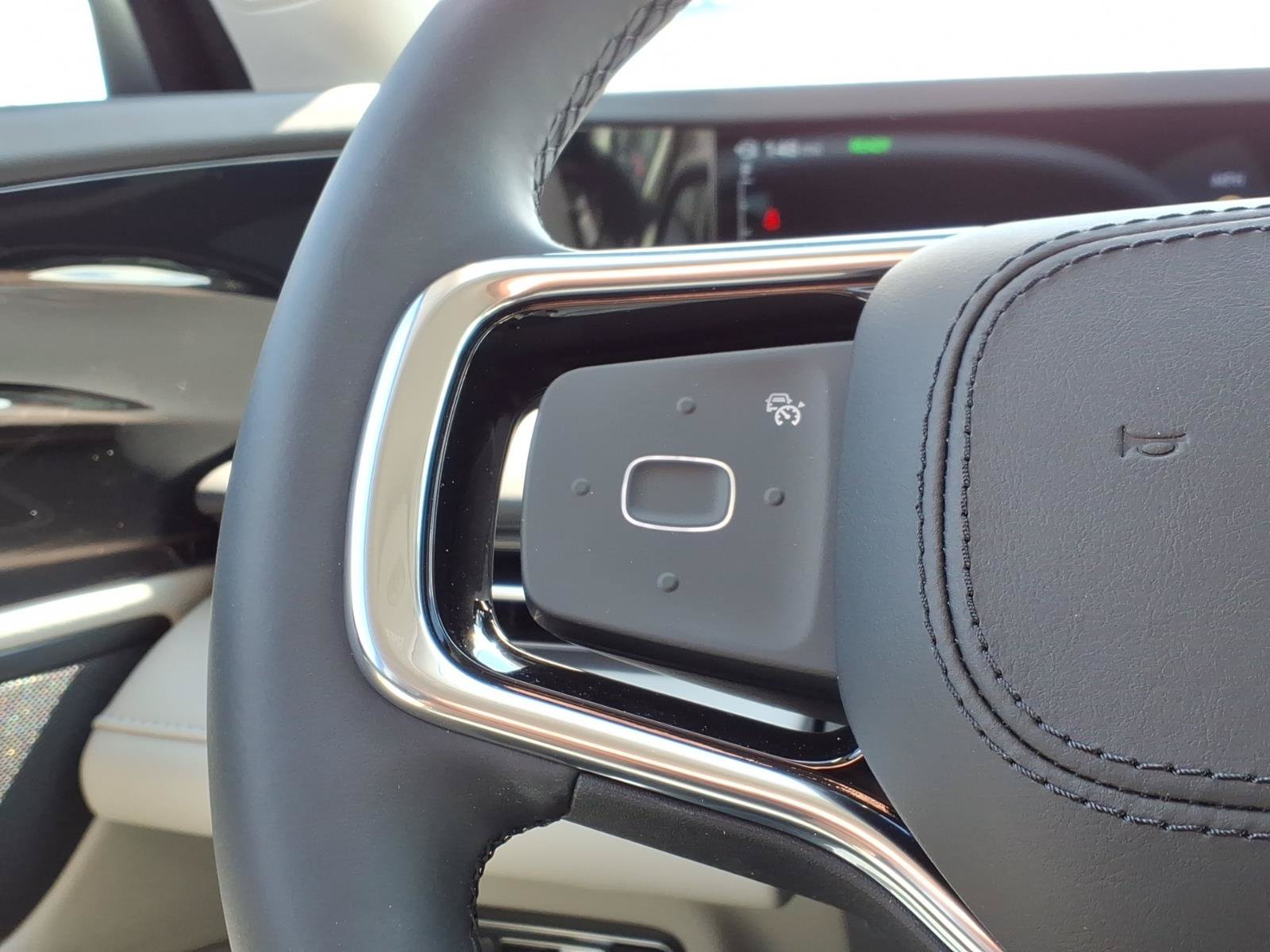 New 2026 Lincoln Nautilus Premier AWD/4WD image 21
