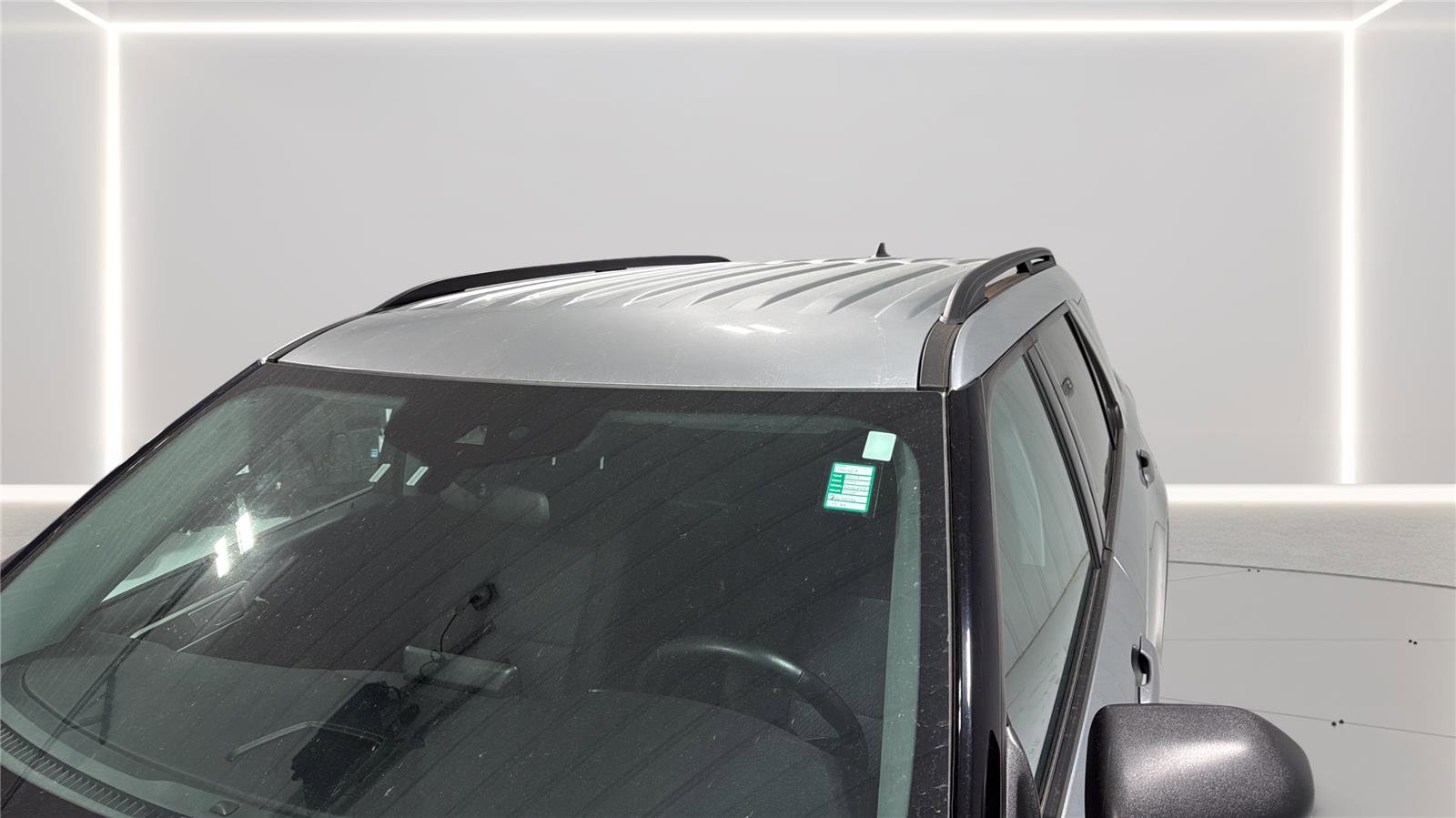 Used 2023 Ford Explorer XLT RWD image 29