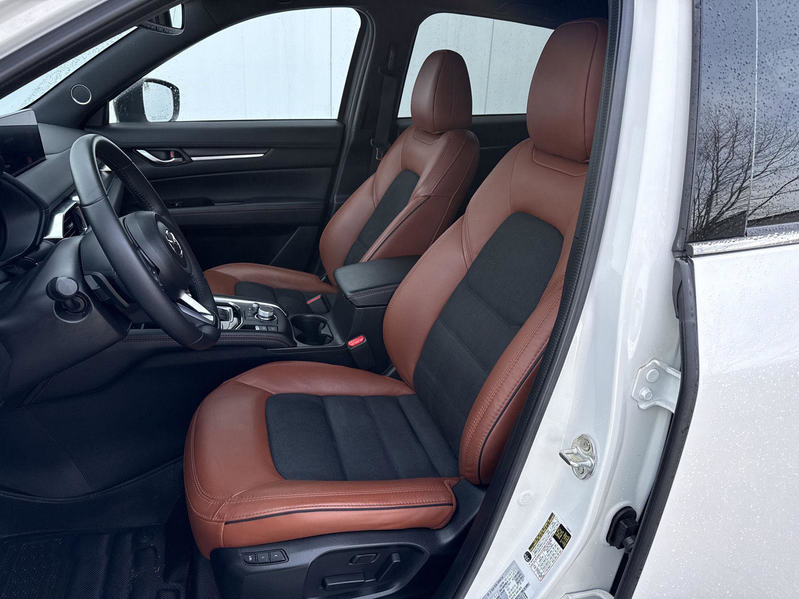 Used 2024 MAZDA CX-5 Carbon Edition image 12