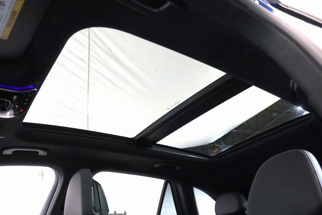 Certified 2025 Mercedes-Benz GLC 300 4MATIC image 9