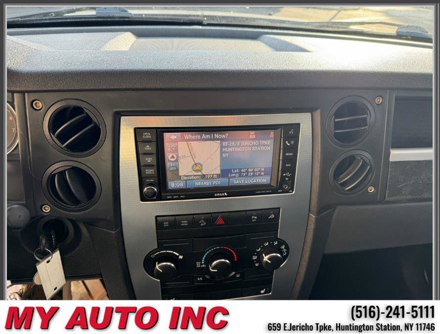 Used 2010 Jeep Commander Sport w/ Sun/Sound Group image 17